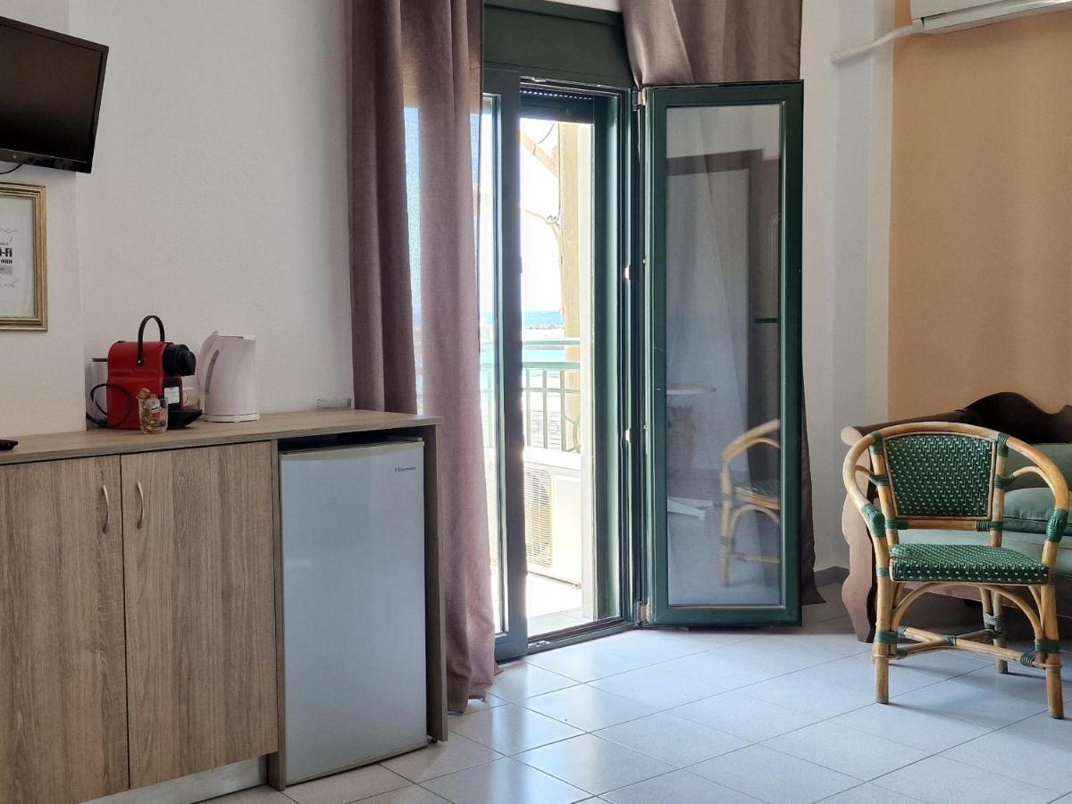 By Captains Studio Apartment เอียราเปตรา ภายนอก รูปภาพ